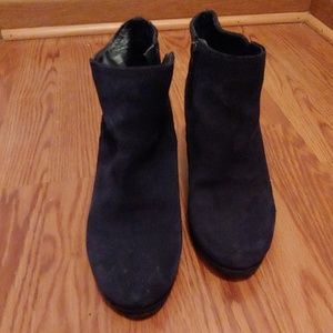 Nine West Navy suede bootie wedge